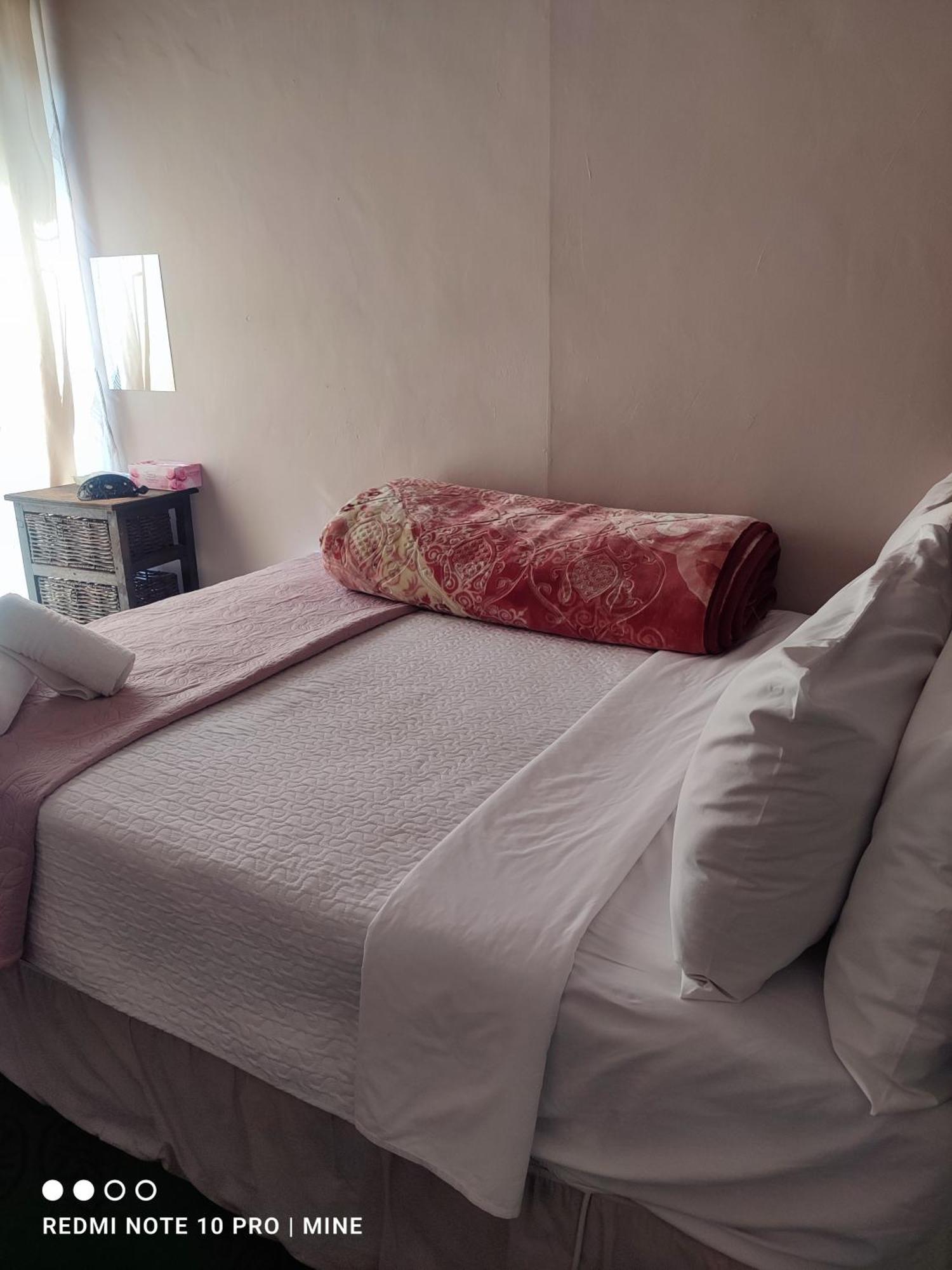 The Croc Guest House Спрингс Экстерьер фото