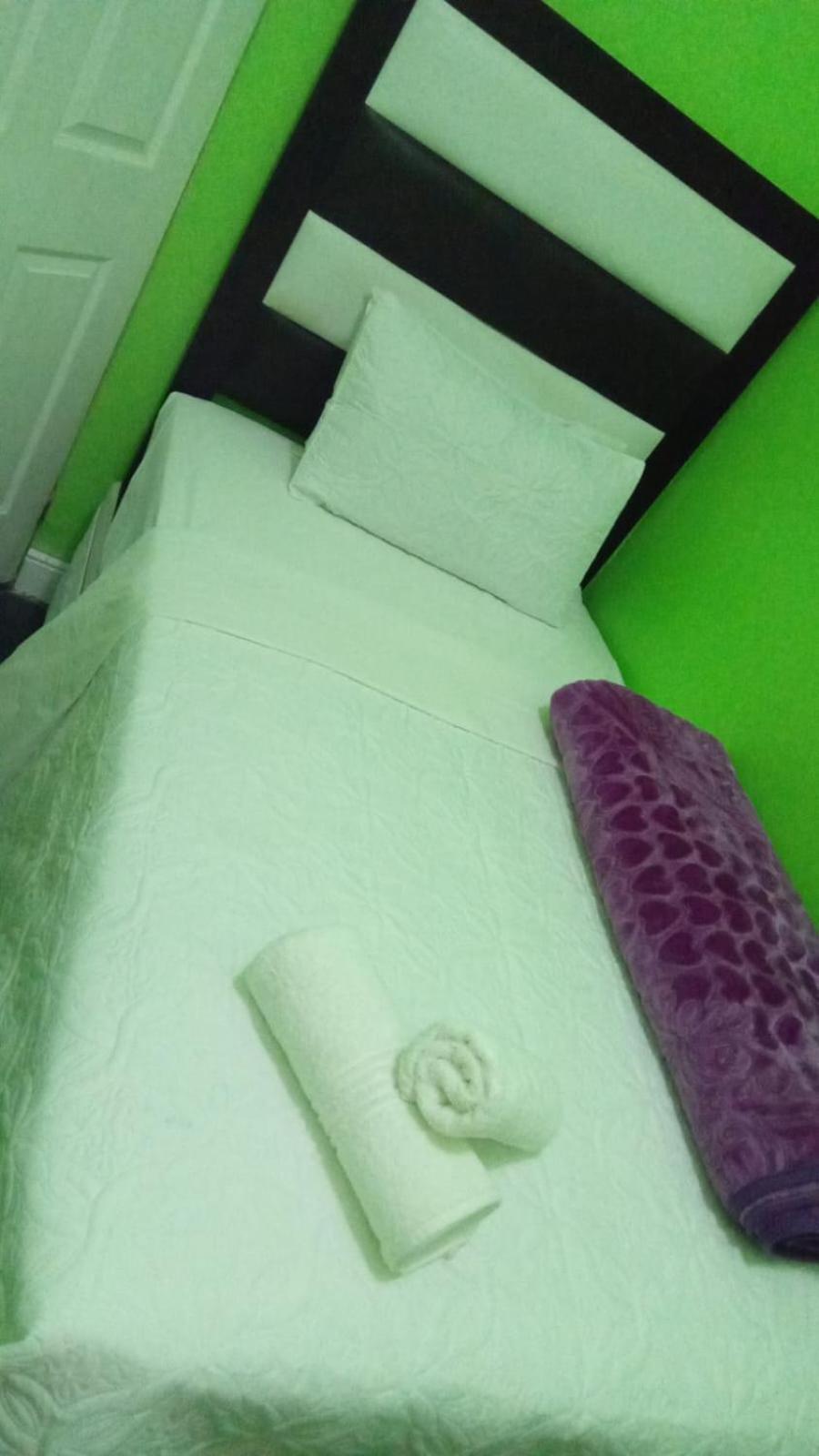 The Croc Guest House Спрингс Экстерьер фото